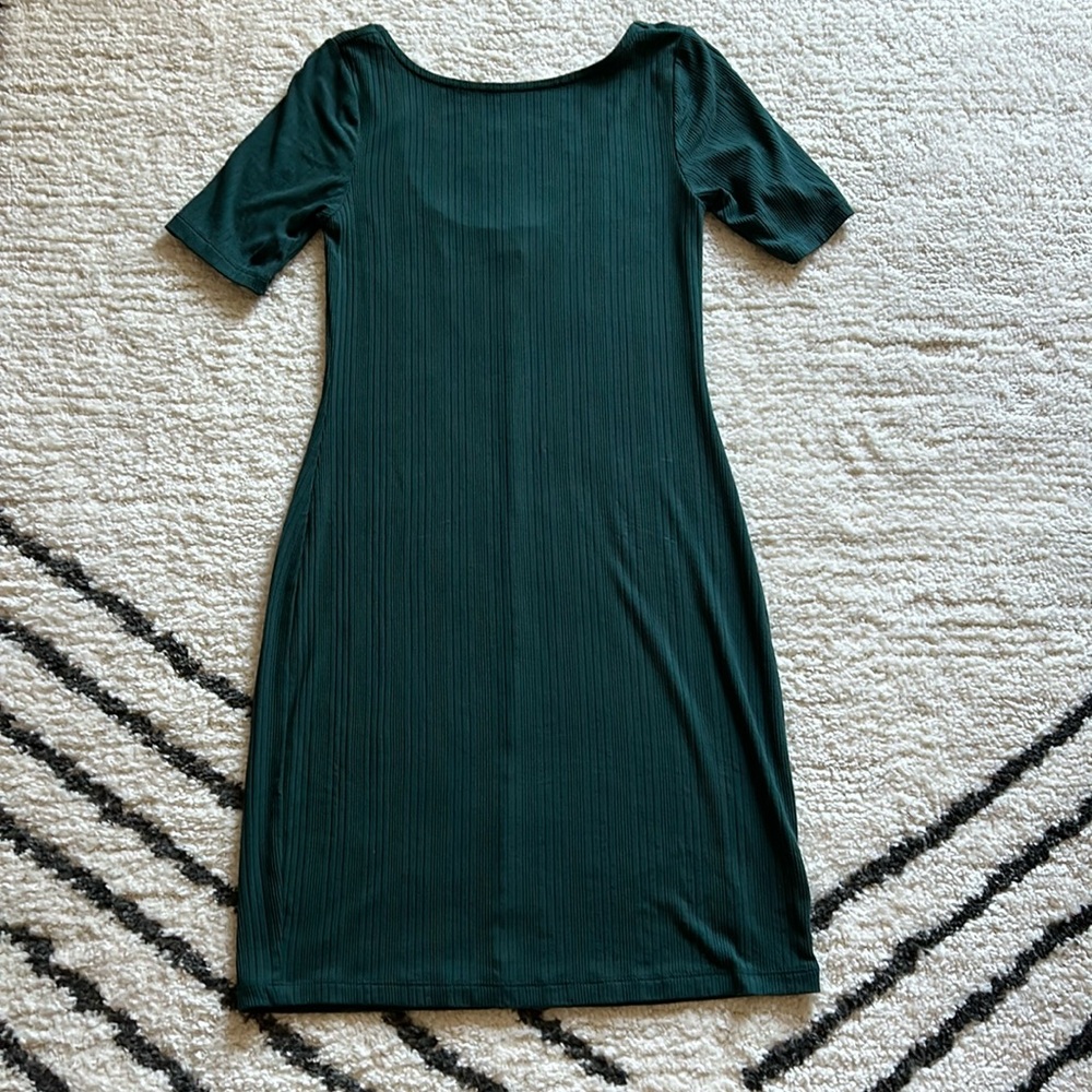 Women’s Emerald green short sleeve body con dress